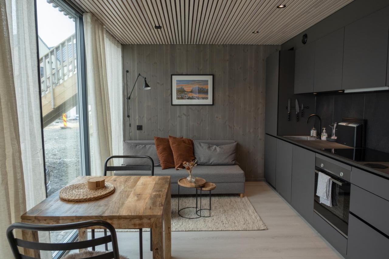 Modern Apartment In Henningsvær Exterior foto